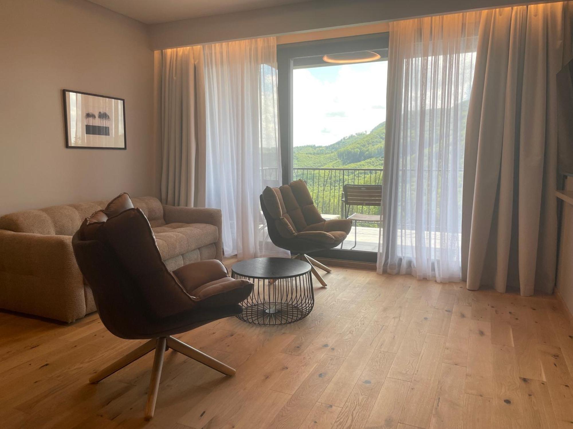 Balvanyos Resort - Peakture Hotel & Grand Hotel 발바뇨스 외부 사진