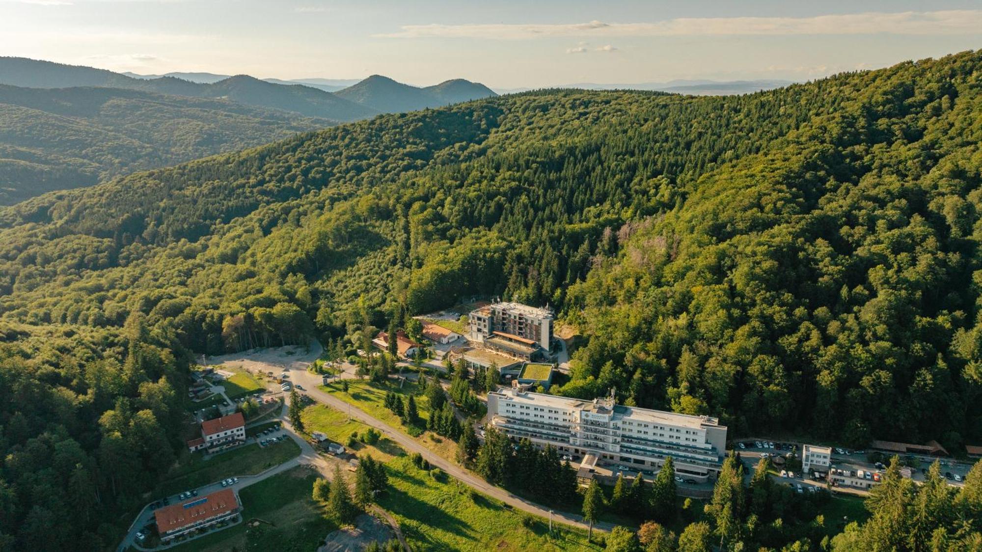 Balvanyos Resort - Peakture Hotel & Grand Hotel 발바뇨스 외부 사진